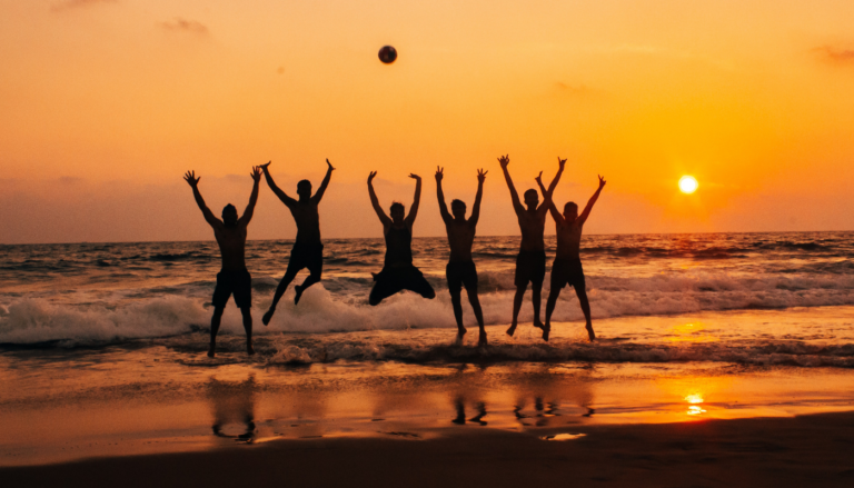 10 Ways to Recreate Childhood Beach Memories