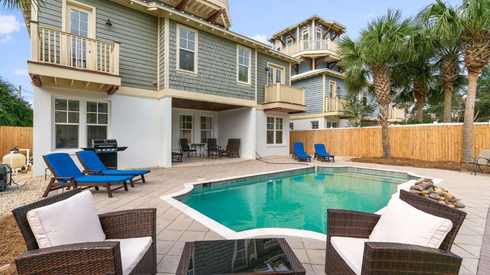 Vacation rental home with private pool and a spacious outdoor living area